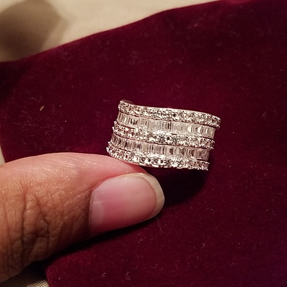 Sterling silver wave white topaz ring size 6